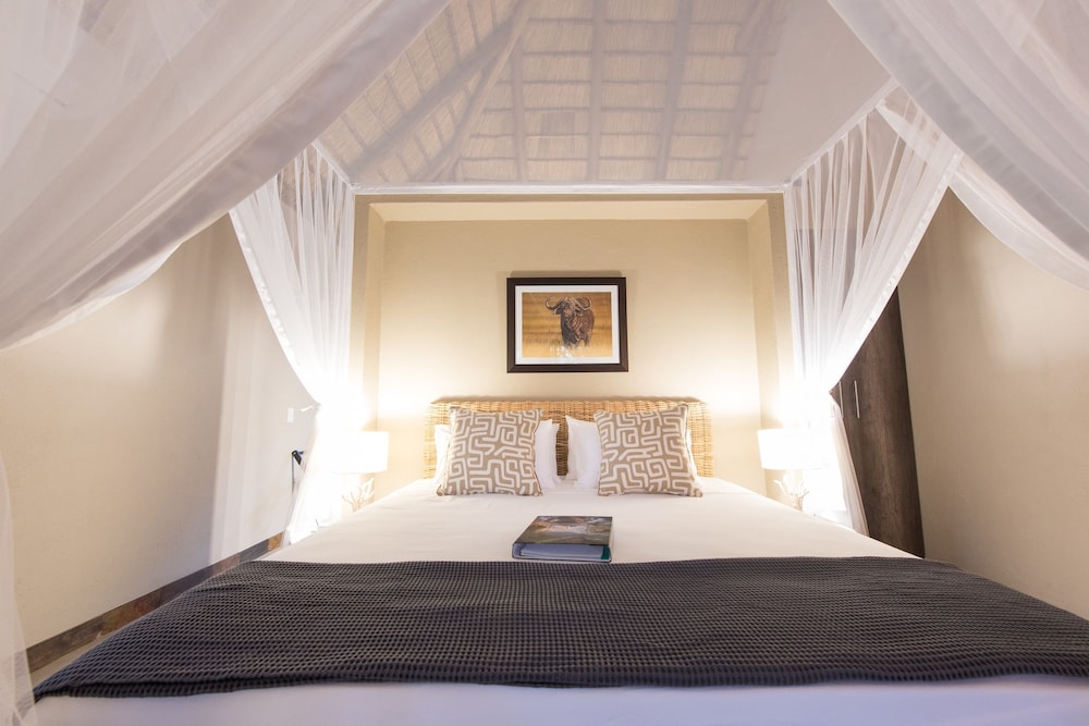 Bushbaby River Lodge 12/59