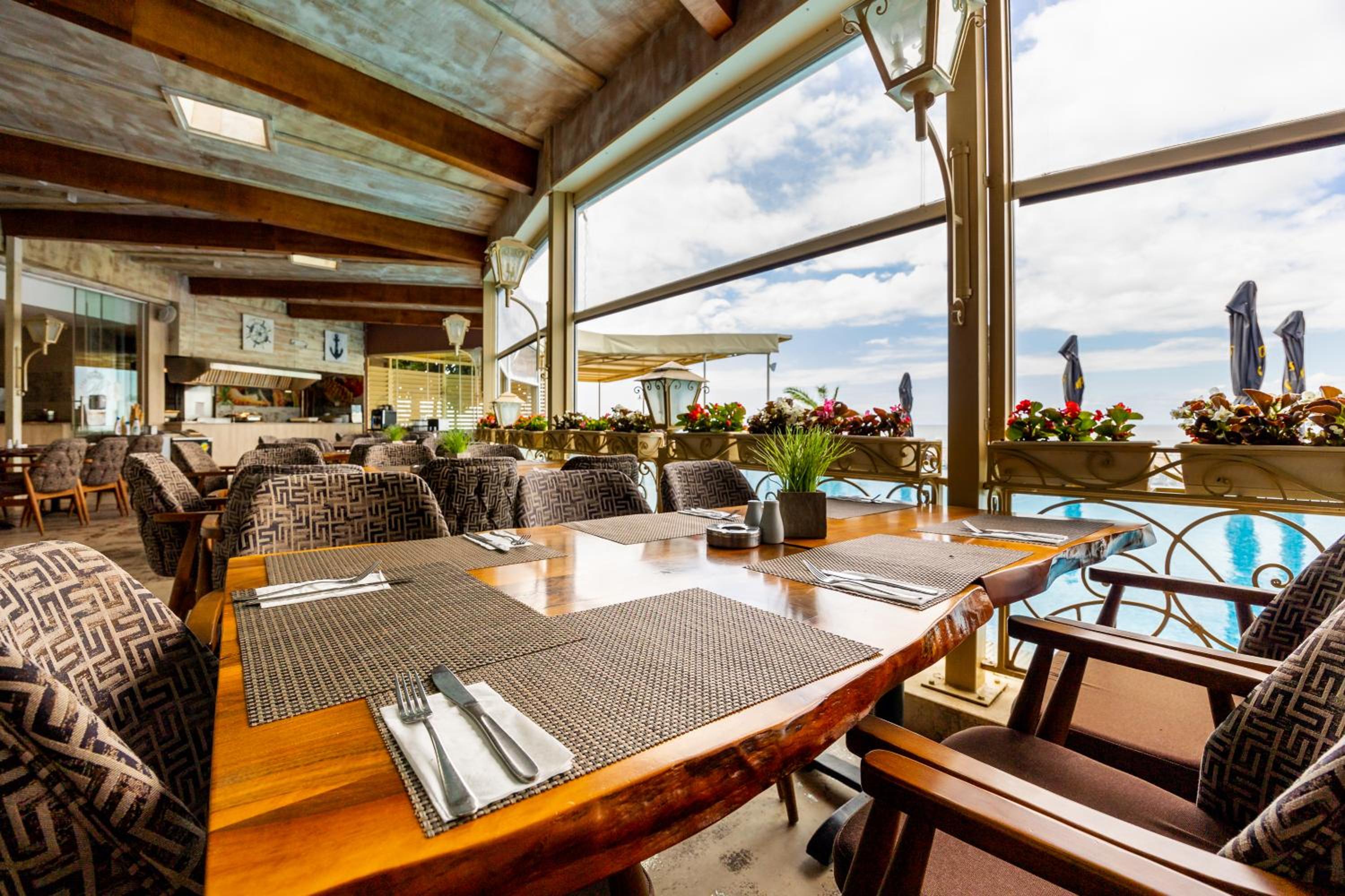 Royal Bay Resort 47/62