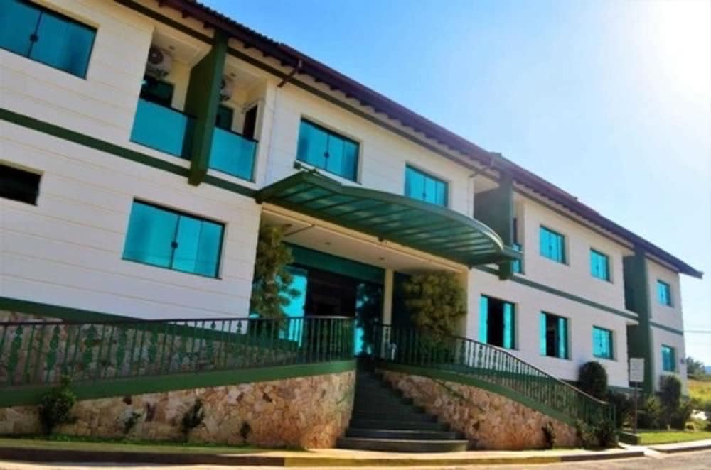Summit Lago Hotel 6/62