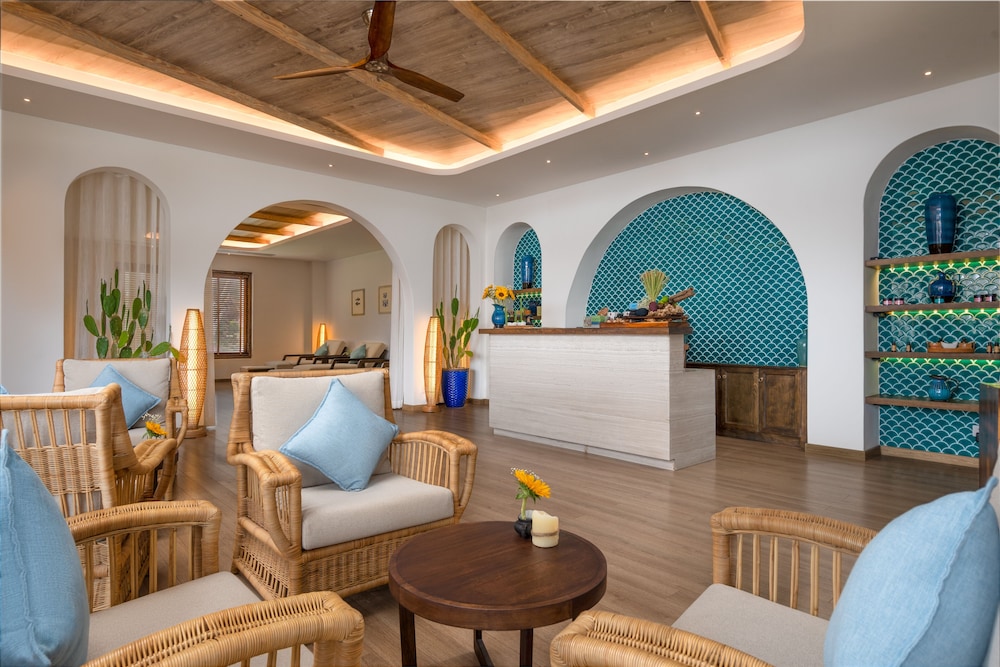 Stelia Beach Resort 8/50