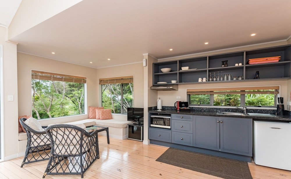 Bay of Islands Holiday Apartments 4/50