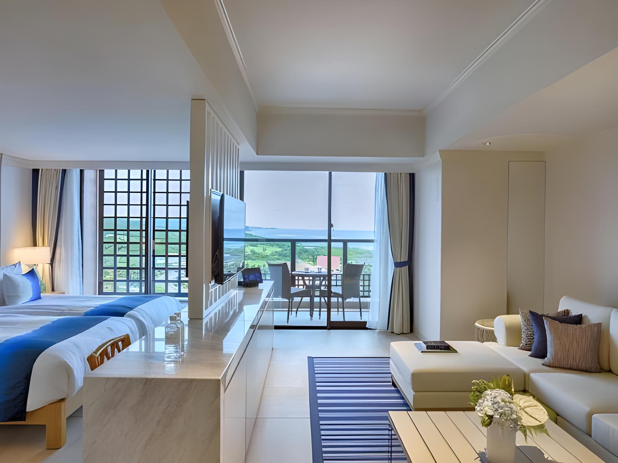 Superior, Ocean View, Bay Side