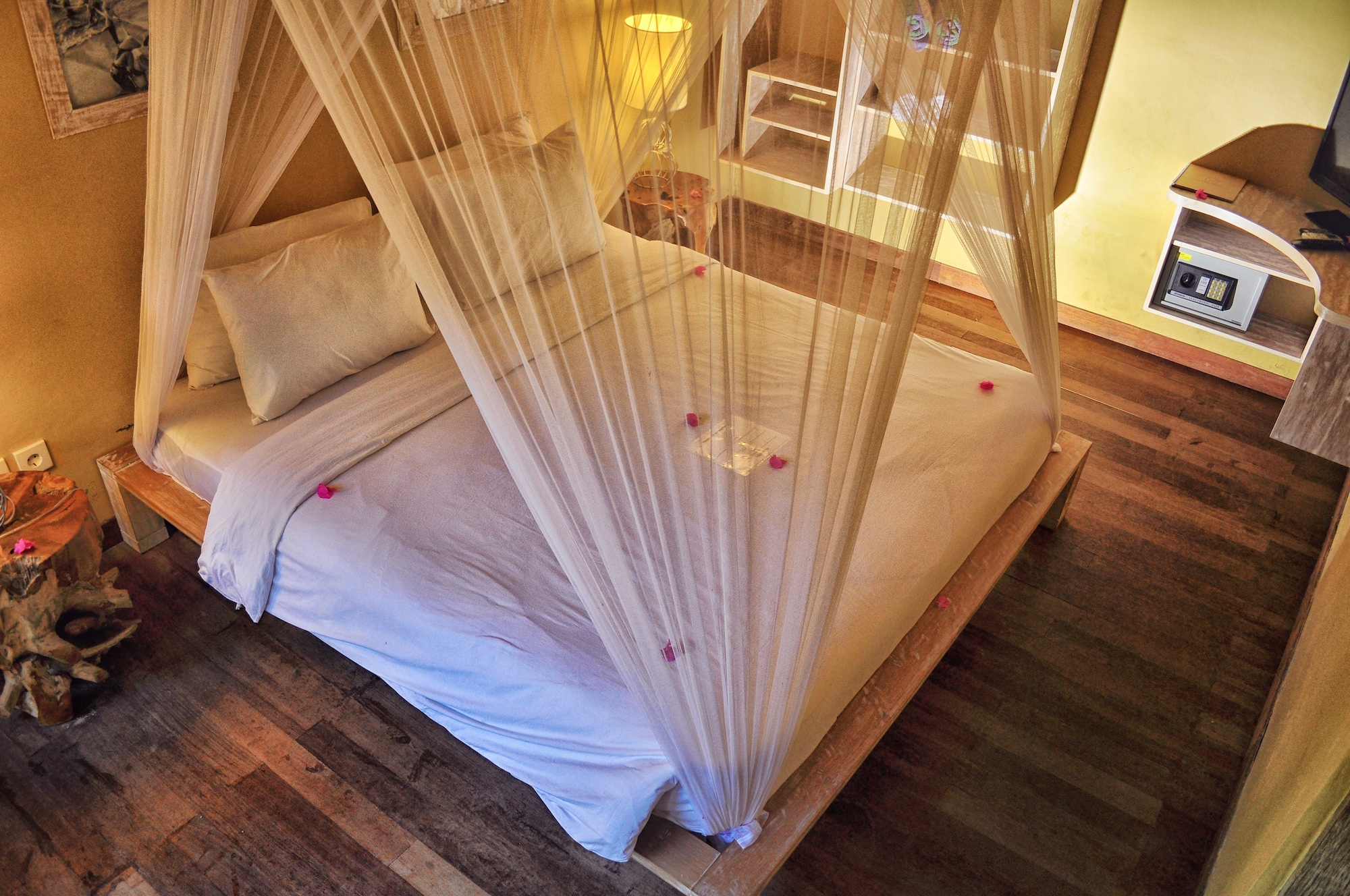 1 BEDROOM, DELUXE, PRIVATE POOL