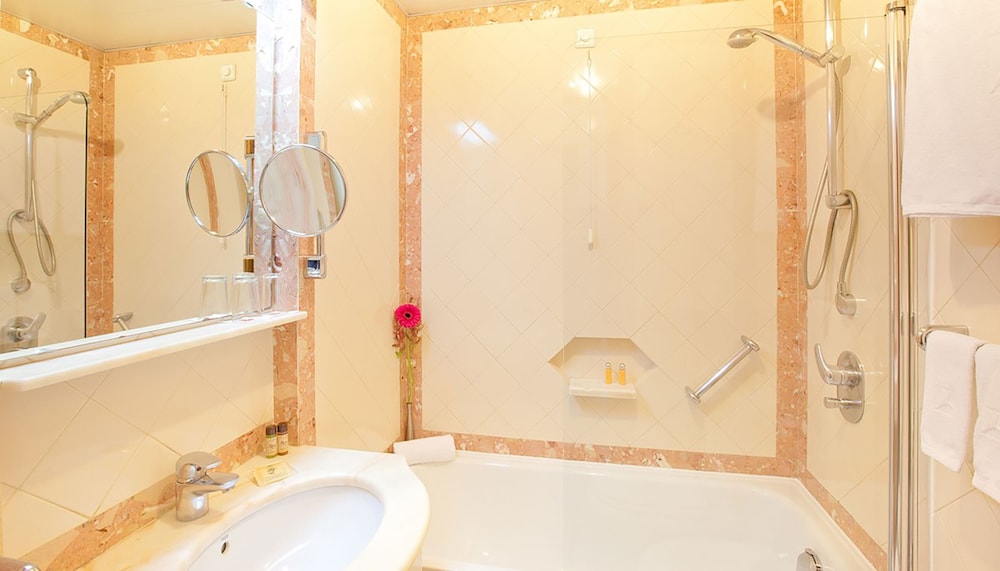 Room, Twin Beds, Balcony, Sana Rex Hotel 6/6
