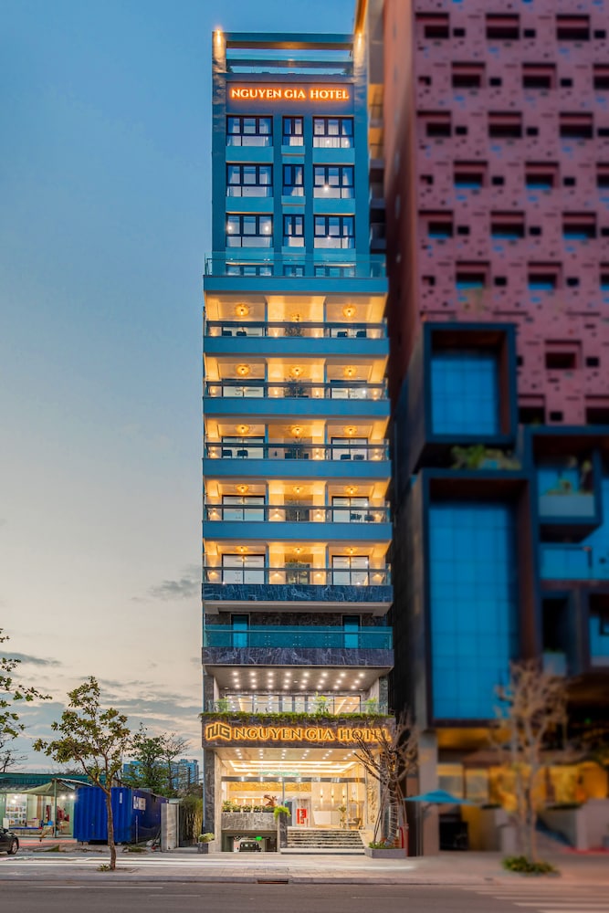 Nguyen Gia 2/67