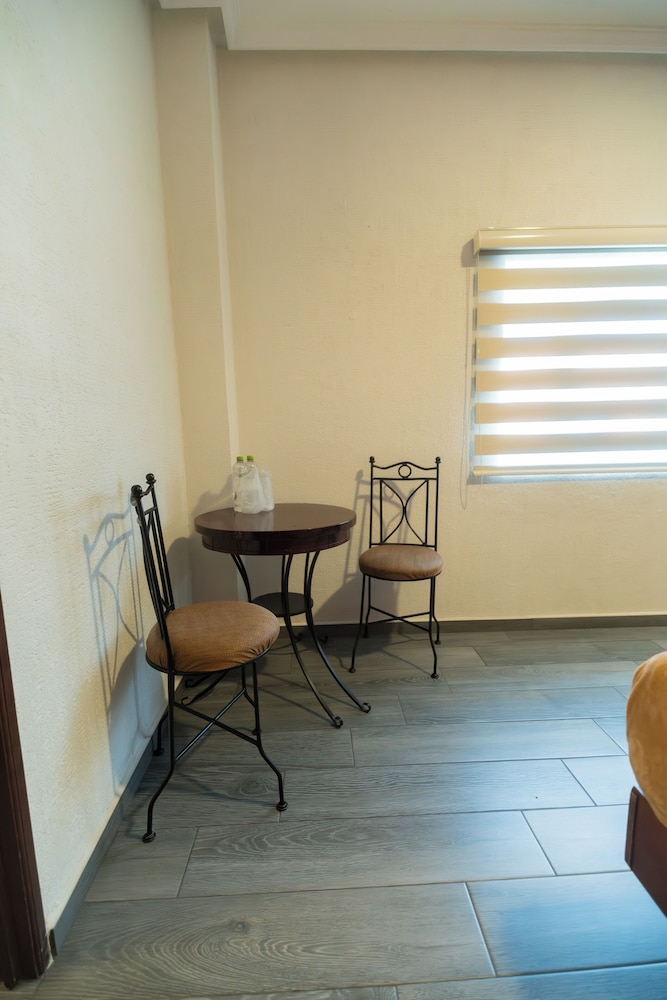 Hotel Alcazar 48/59
