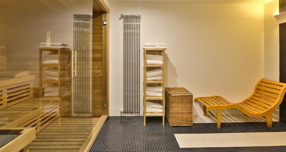 Best Western Premier Chc Airport 33/81