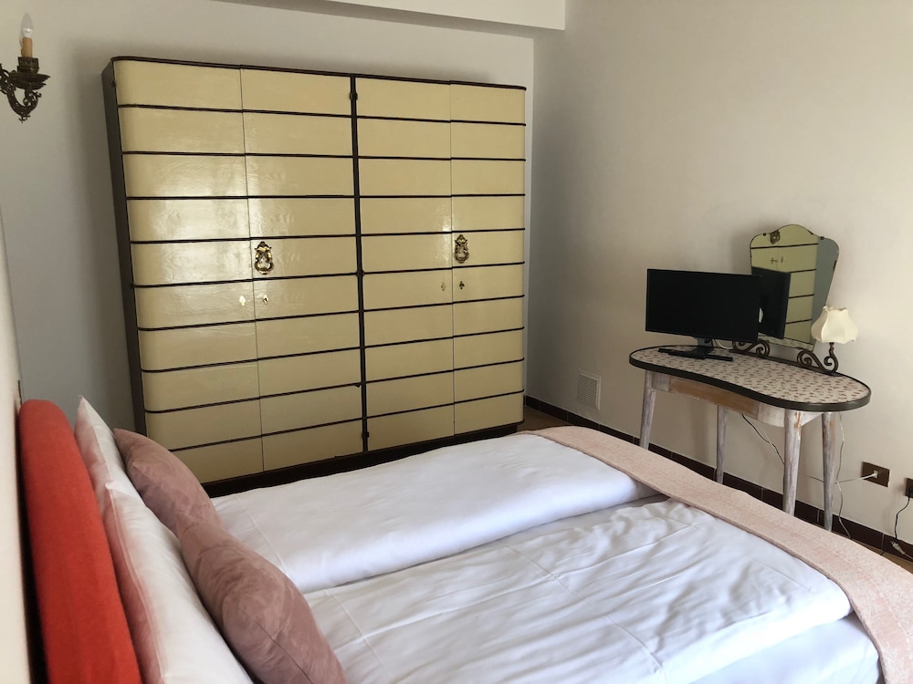 Hotel La Fontana 38/76