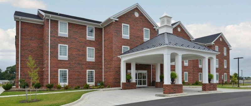 Appotomattox Inn and Suites 1/4
