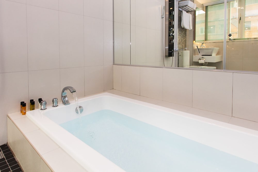 Fairytale Yisu Hot Spring Hotel 34/53