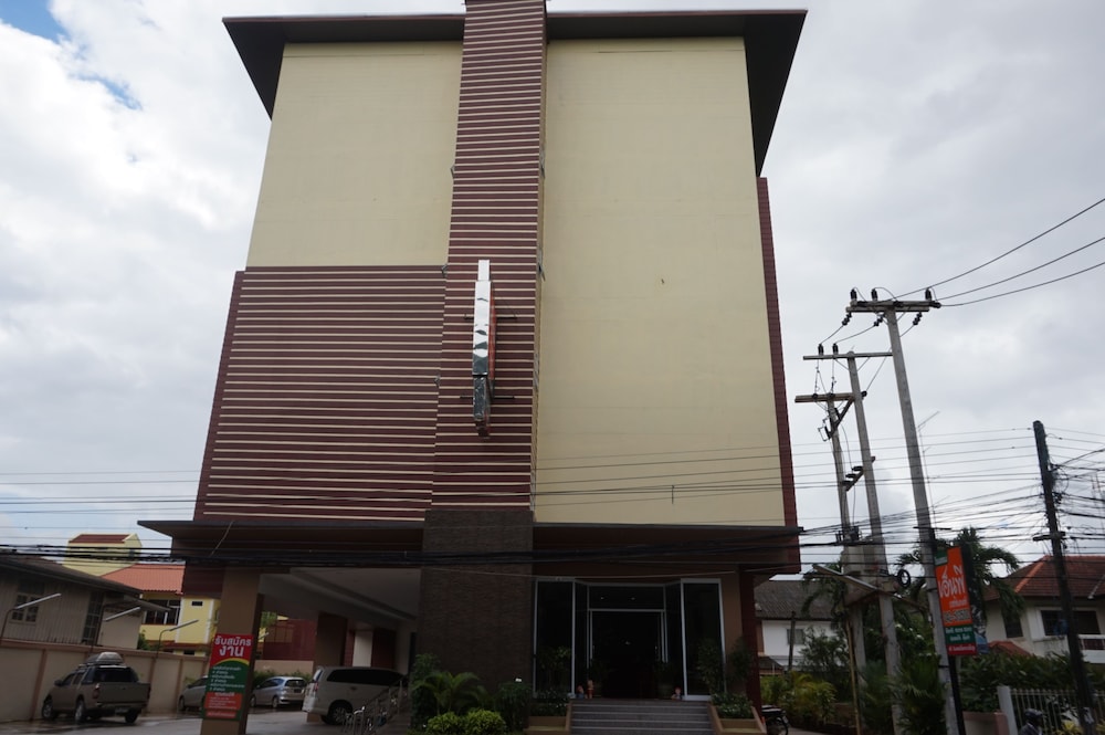 Np Residence 1/23