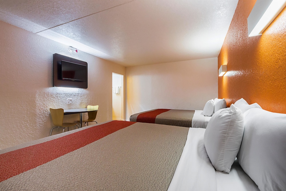 Motel6 Garland, TX - Northeast Dallas 26/43