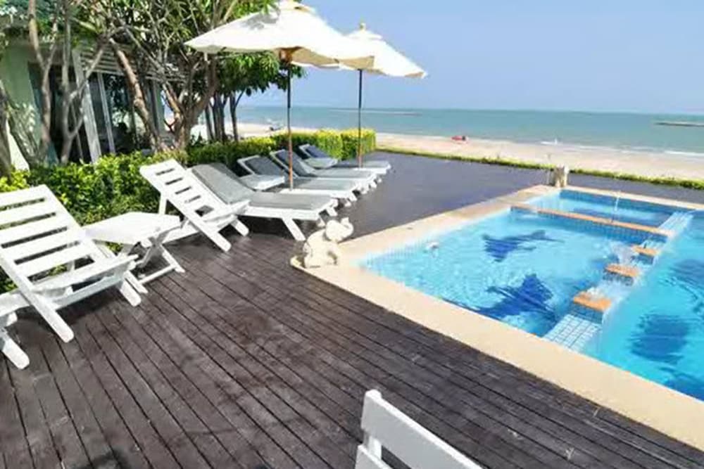 Sea Sky Beach Resort 31/45