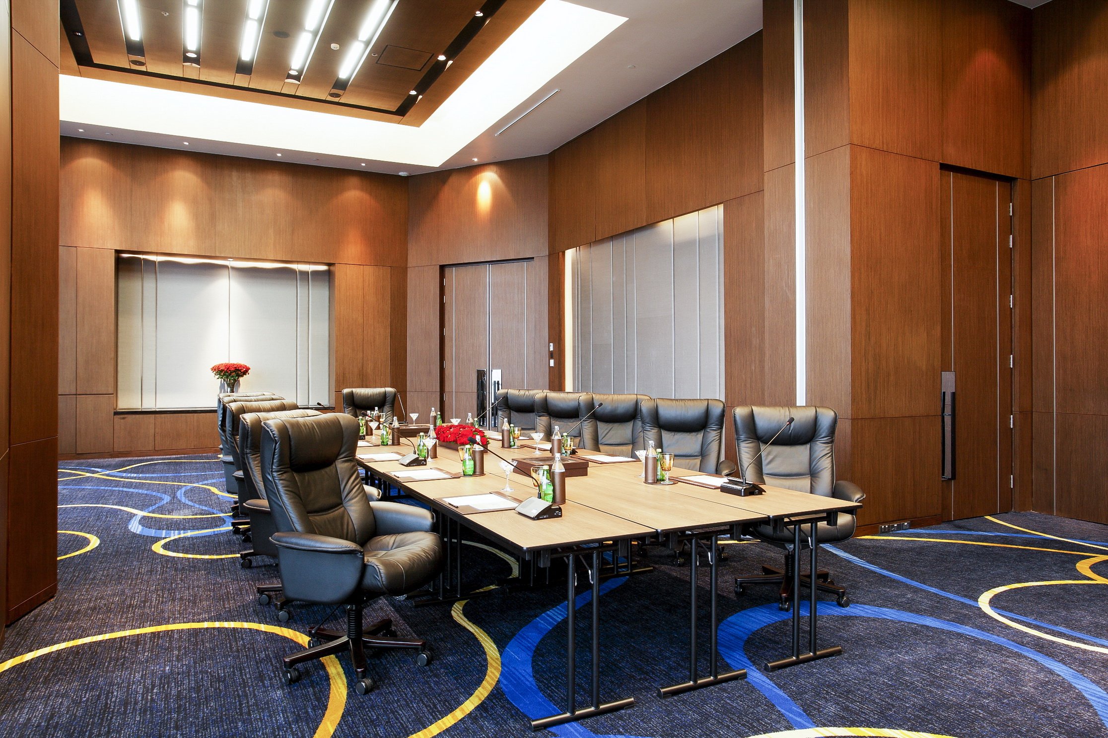 Centara Grand and Bangkok Convention Centre at CentralWorld 40/50