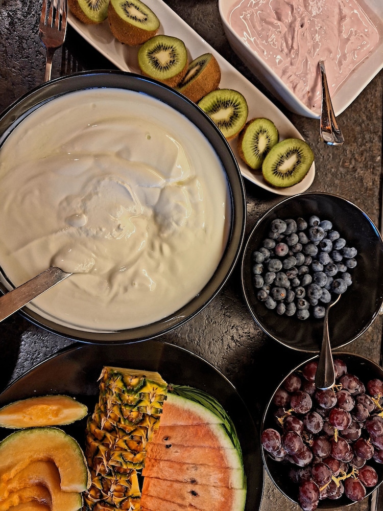 Sweet Cherry Boutique Guesthouse Tyrol 9/28