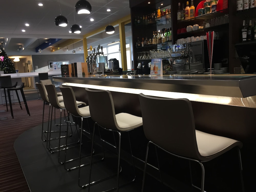 Novotel Marseille Est 51/71