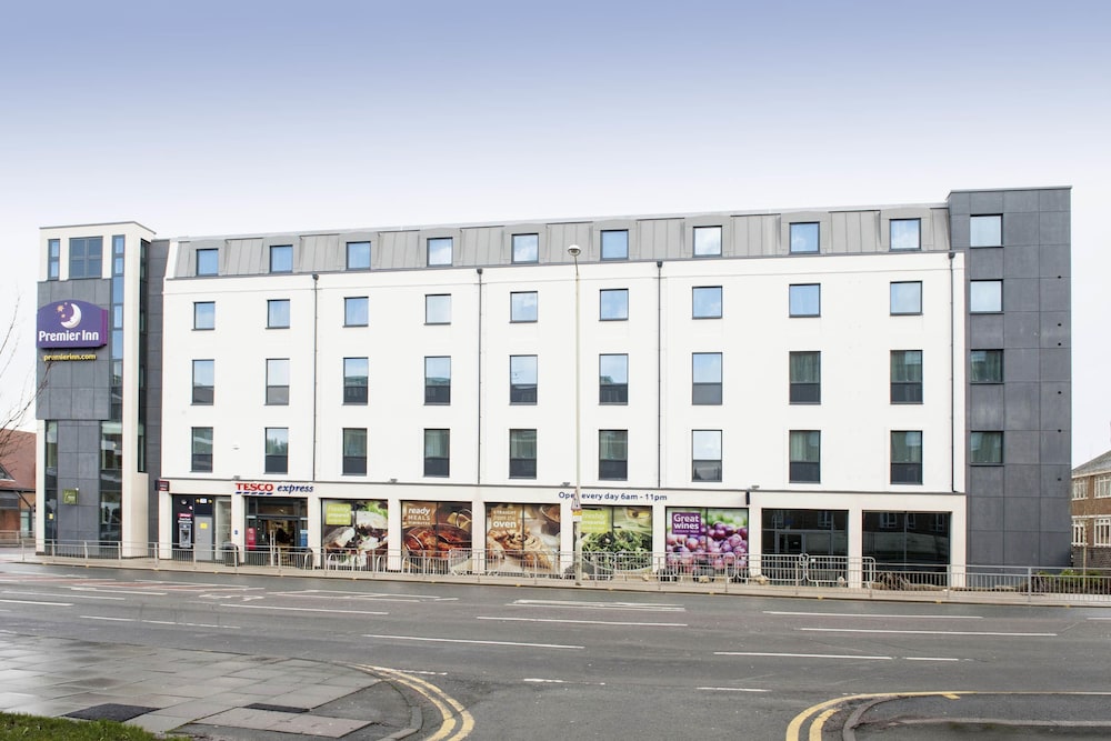 Premier Inn Canterbury City Centre in CANTERBURY