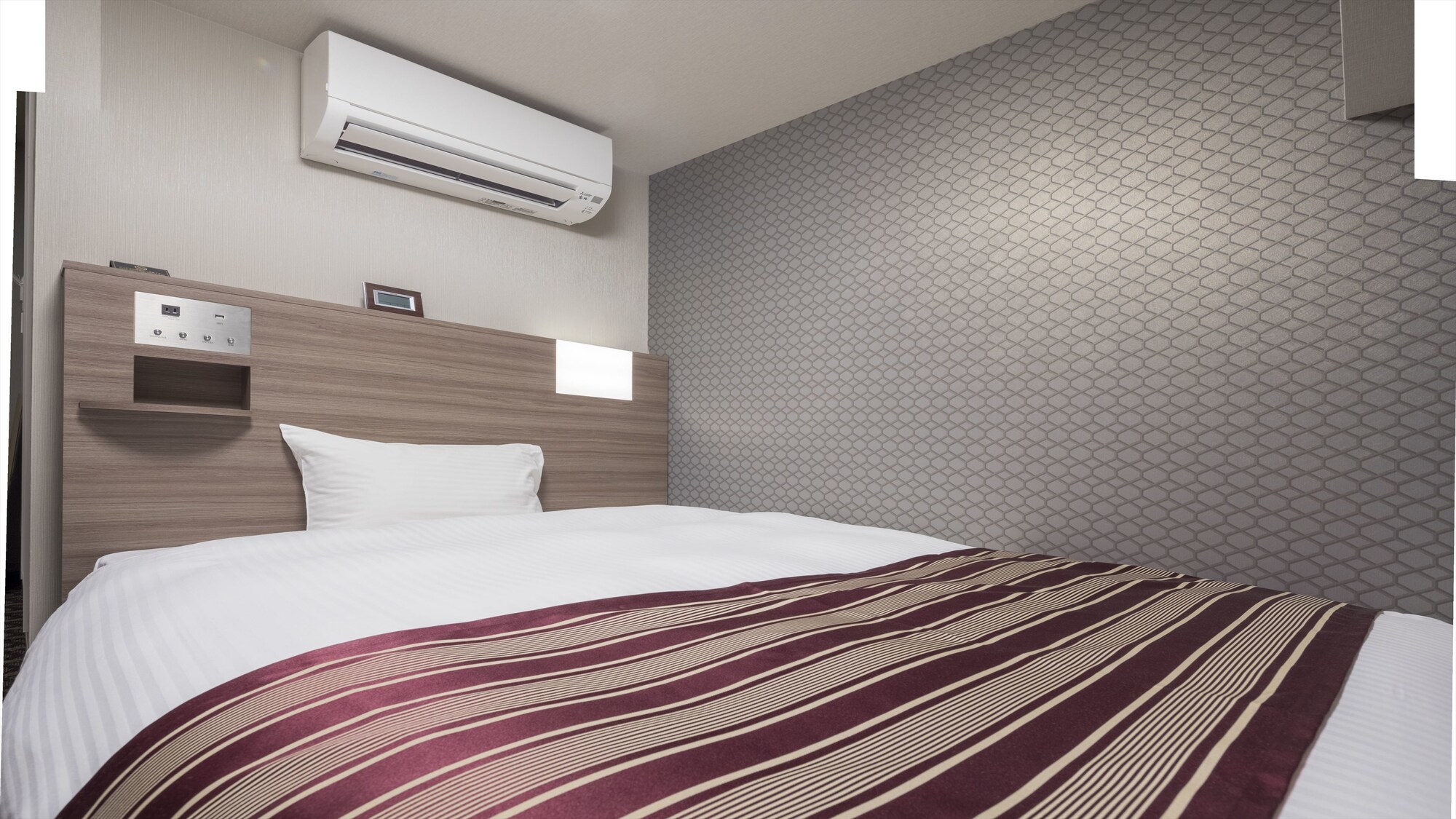 STANDARD, DOUBLE BED