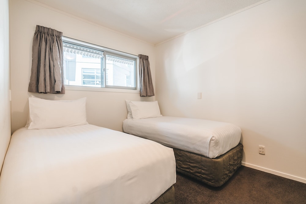 Blue Peaks Lodge and Apartments 19/63