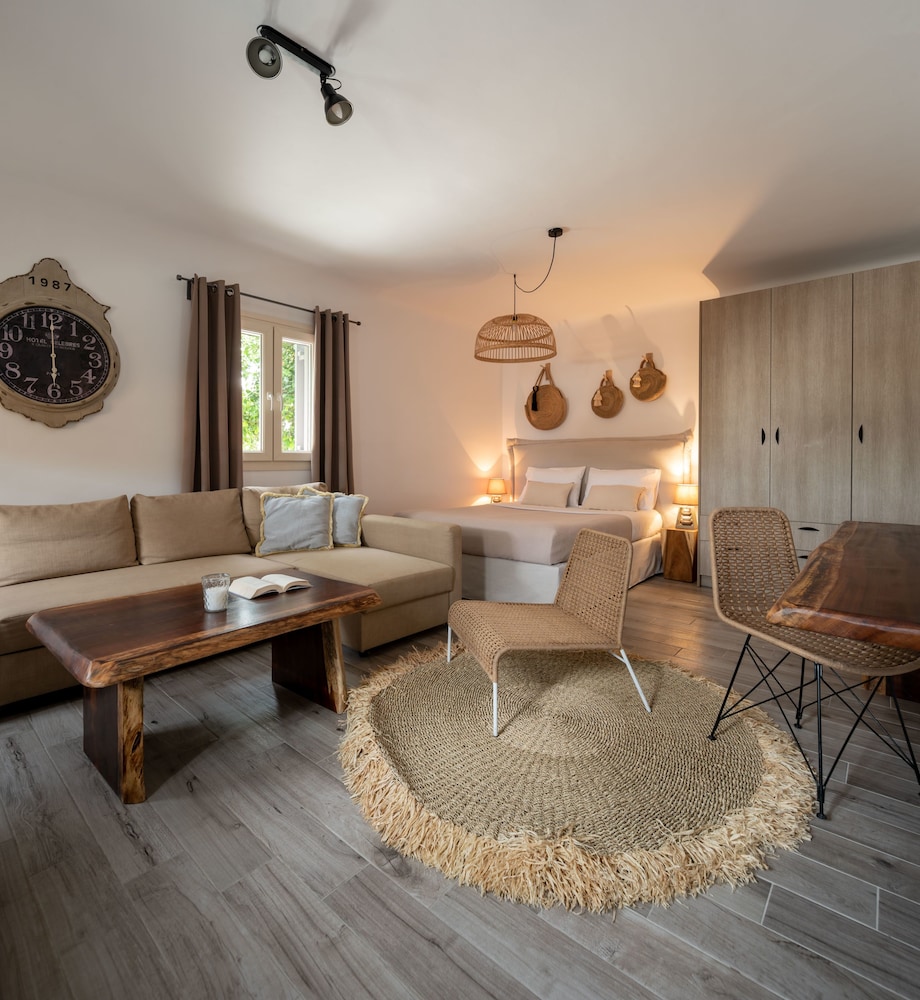 OLIVE MYKONOS VILLAS 50/73
