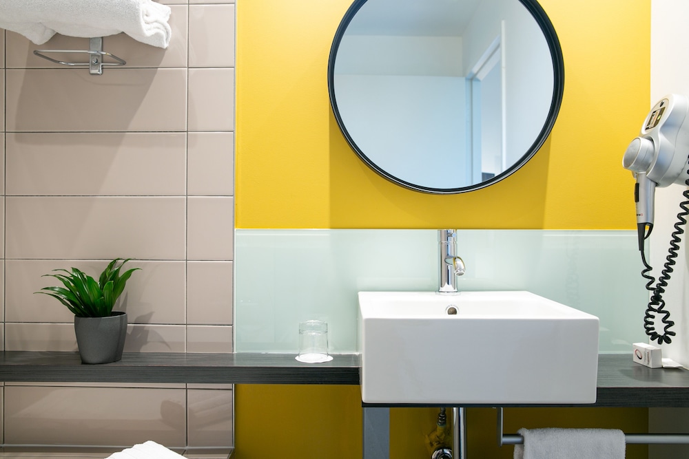 Hotel the Originals Nantes Sud Saint James 48/50