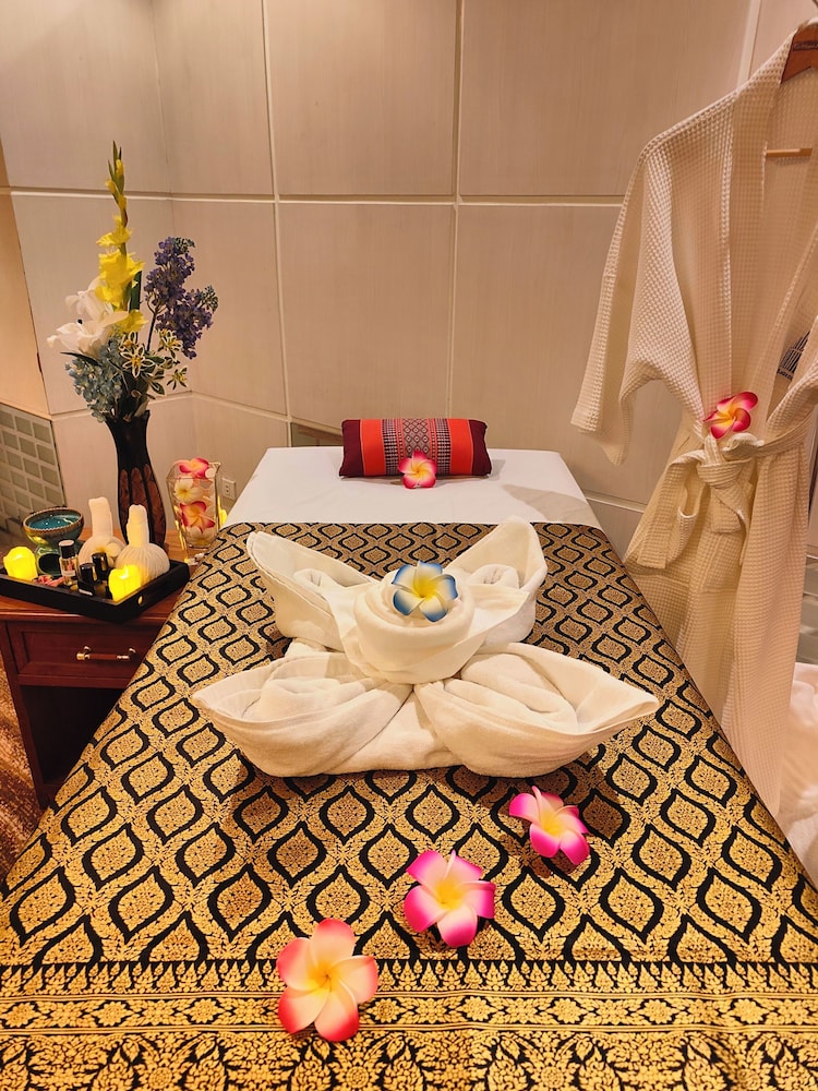 Bangkok Inter Place Hotel 59/72