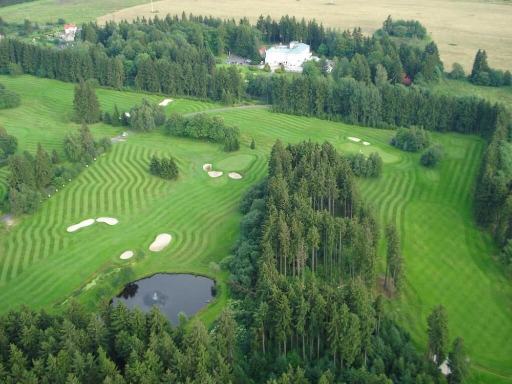 Parkhotel Golf 38/67