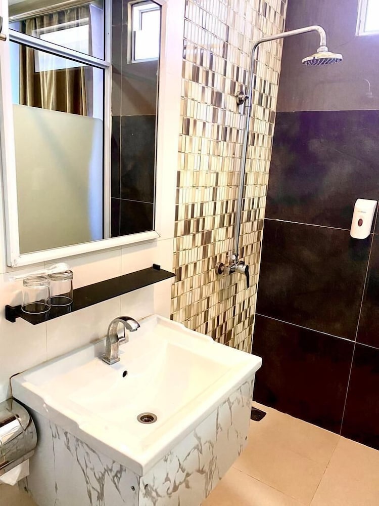 OS Hotel Tanjung Uncang Batam 23/27