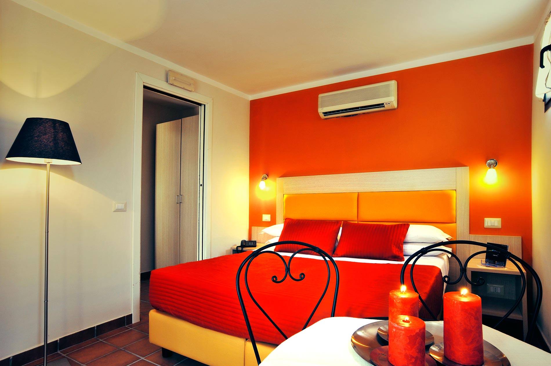 STANDARD SINGLE ROOM
