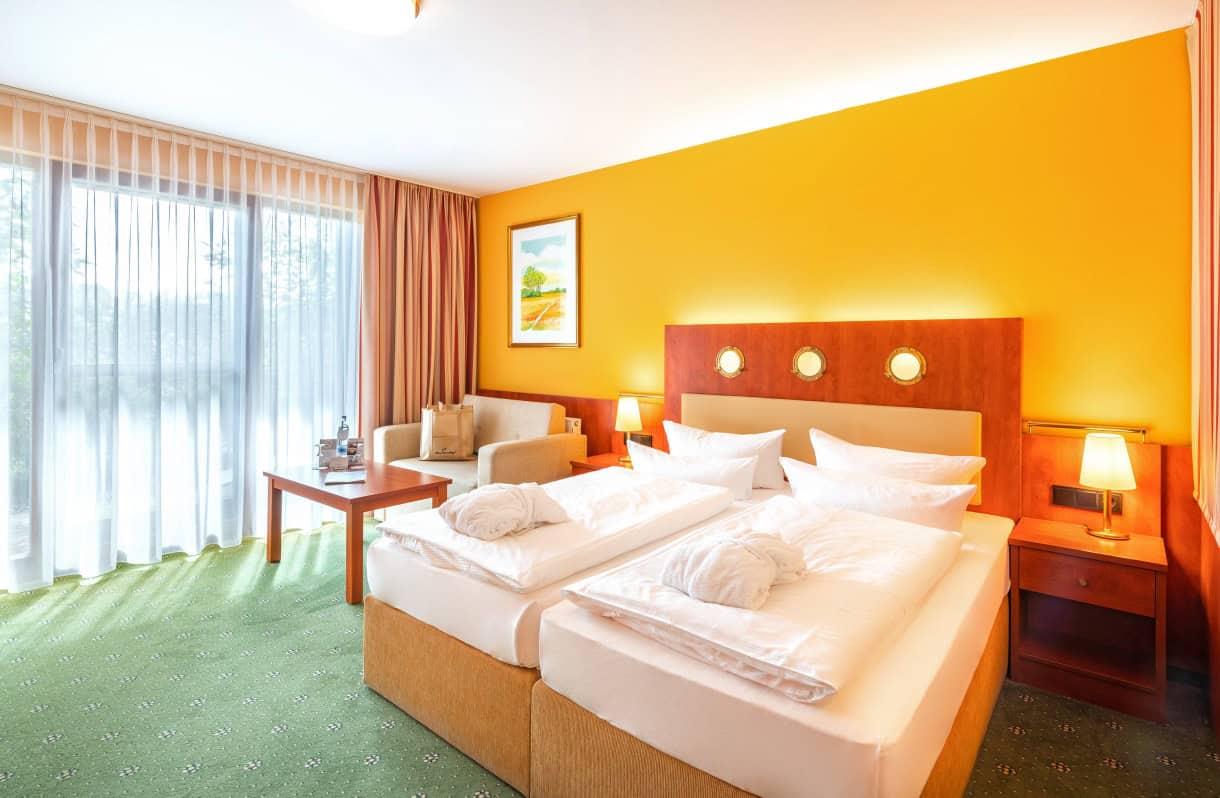 جناح جونيور
