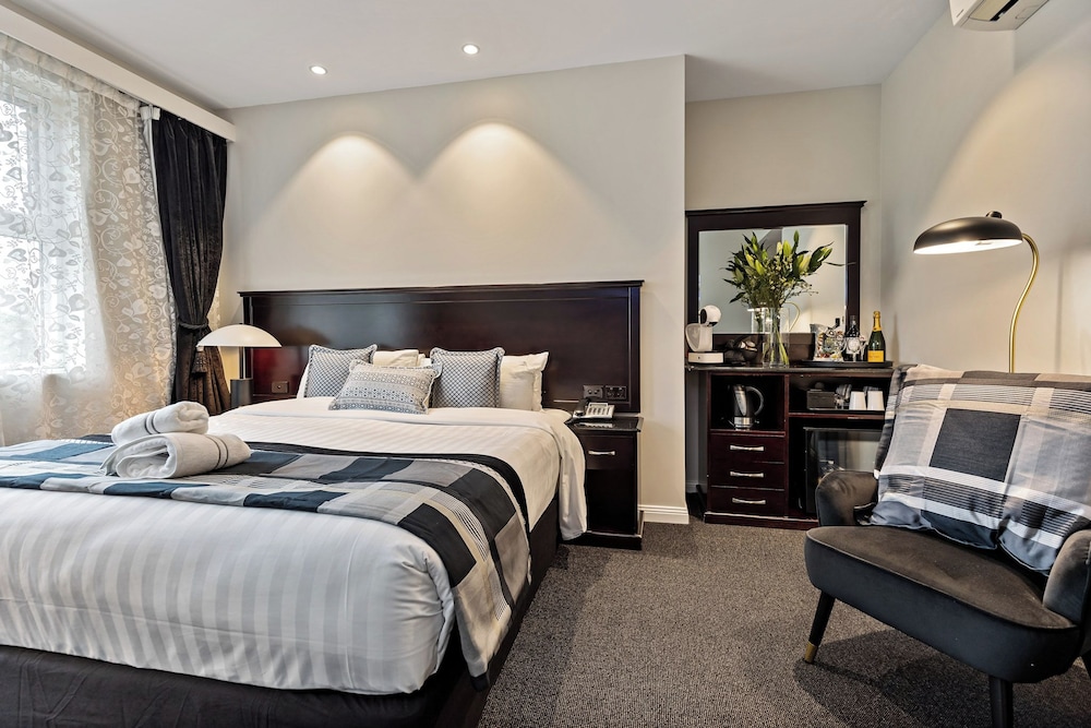 International Hotel Wagga Wagga 21/66