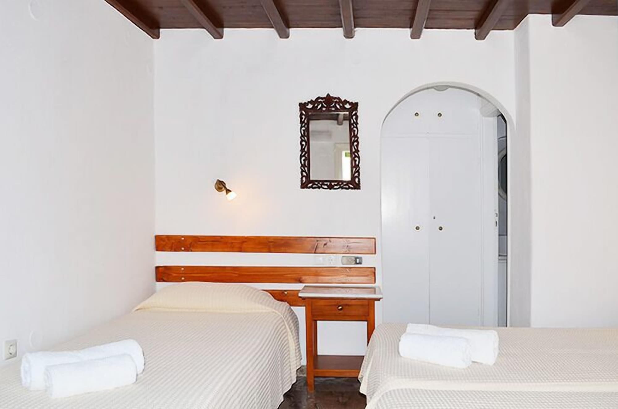 Studio, Twin Beds, Villa Pinelopi 7/8