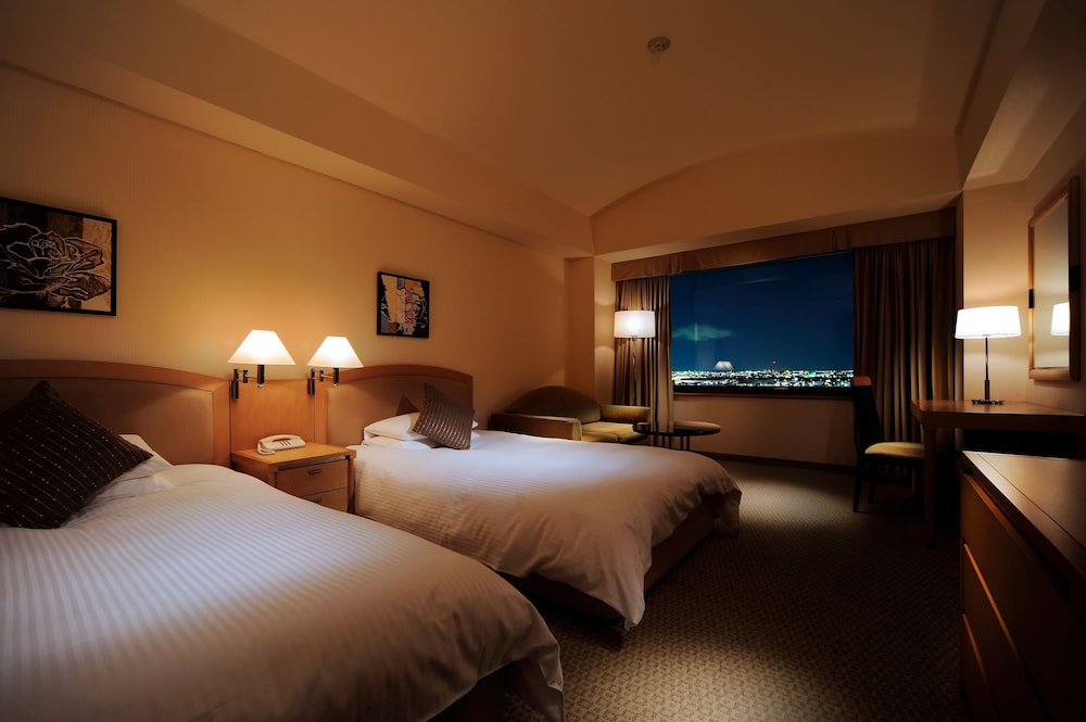ROOM, TWIN BEDS
