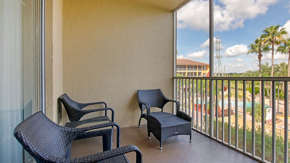 Orlando S Sunshine Resort 32/42