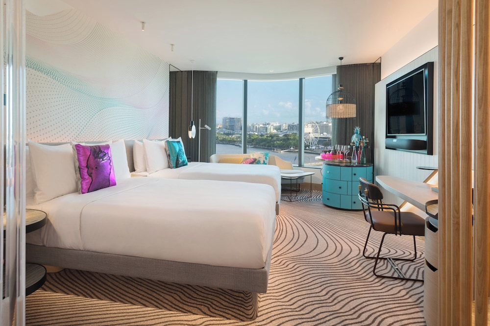Spectacular, 2 Double Beds, River View