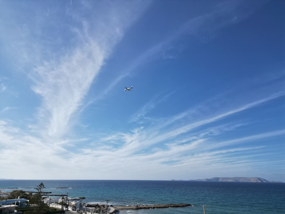 Dimitra Hotel & Apartments by Omilos Hotels 44/48