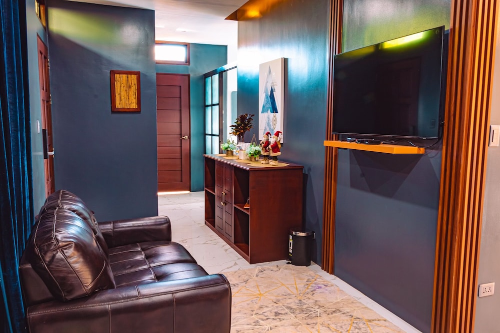 Marquis Sunrise Sunset Residential Cottages 54/70