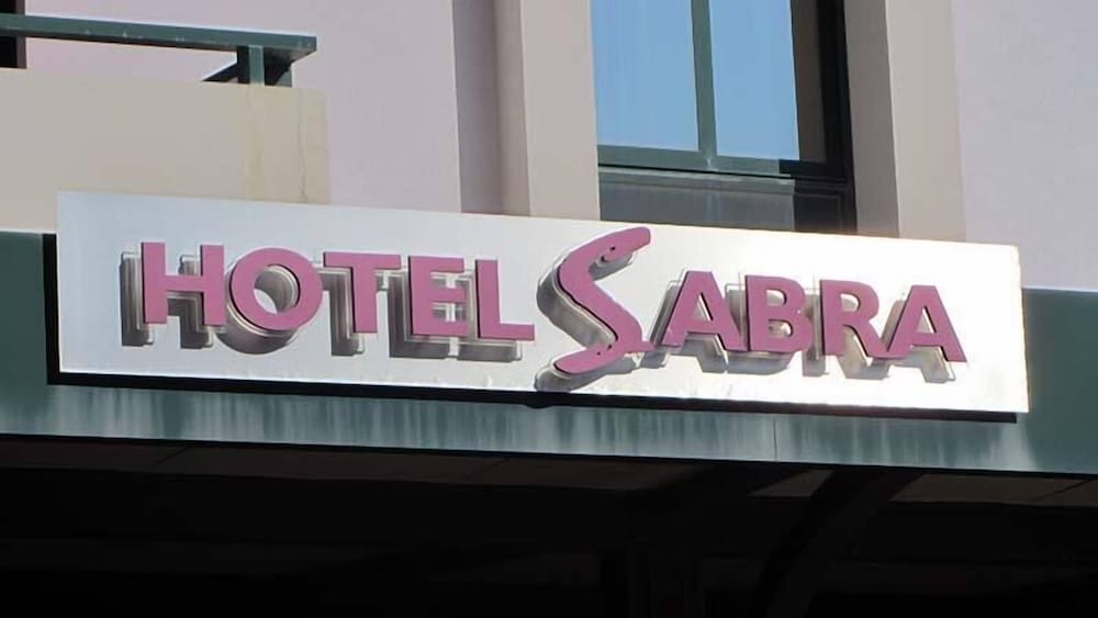 Sabra Hotel 15/35