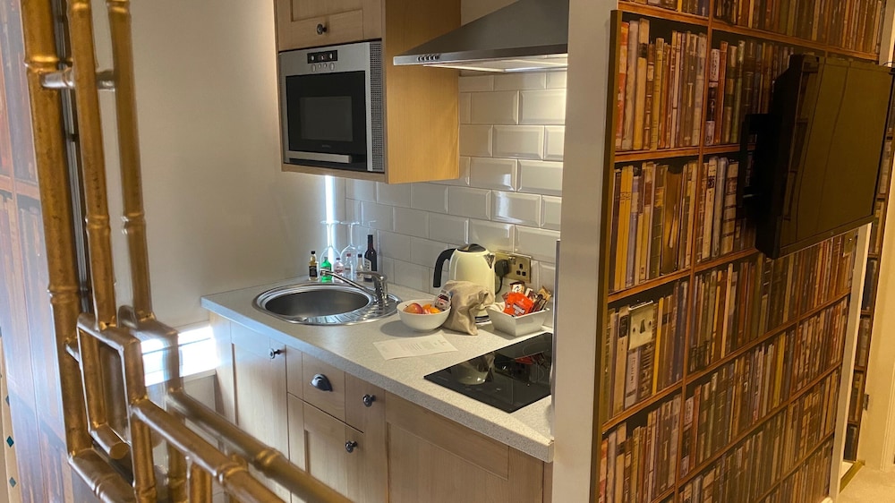 Winckley Square Hotel 4/50