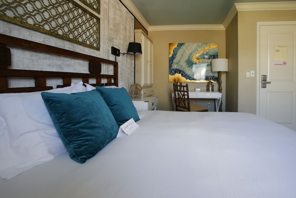 Capitola Hotel 20/50