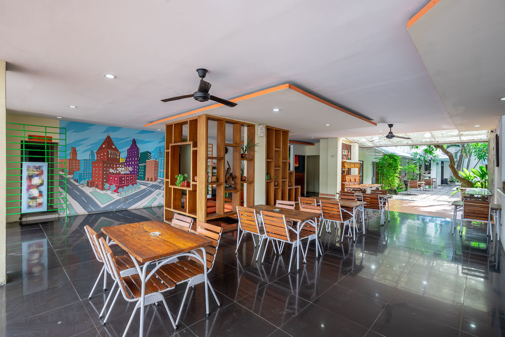 Spazzio Hotel 54/60