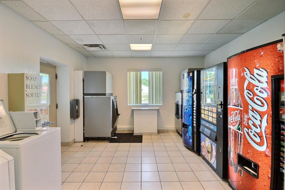 Motel6 Tewksbury, MA - Boston 34/42