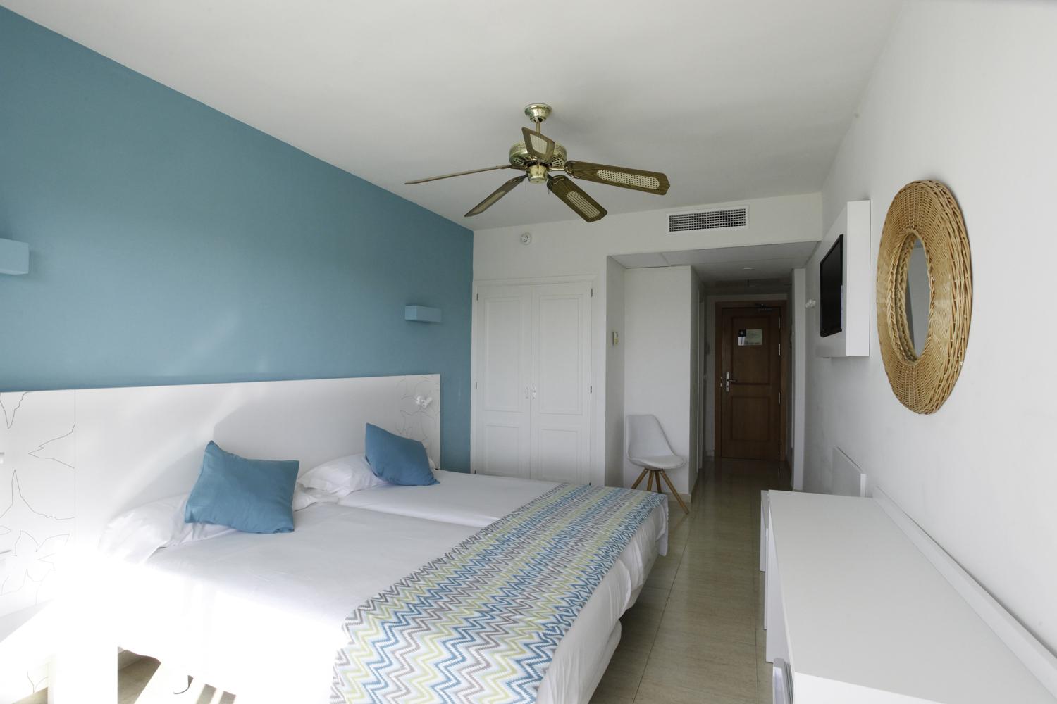 Double Standard Room Balcony or Terrace