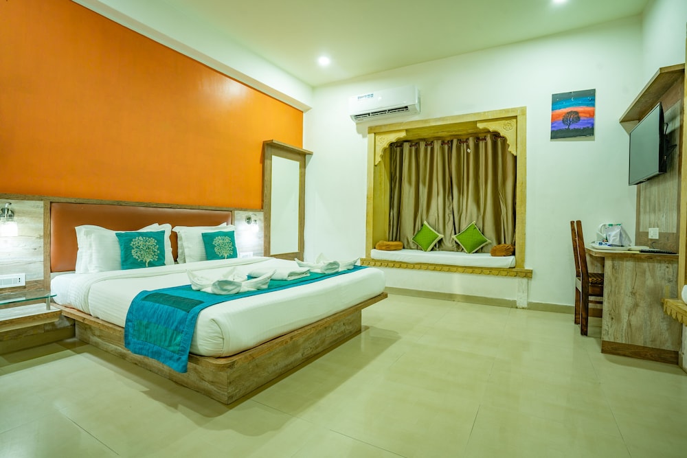 Hotel Marina Mahal 21/50