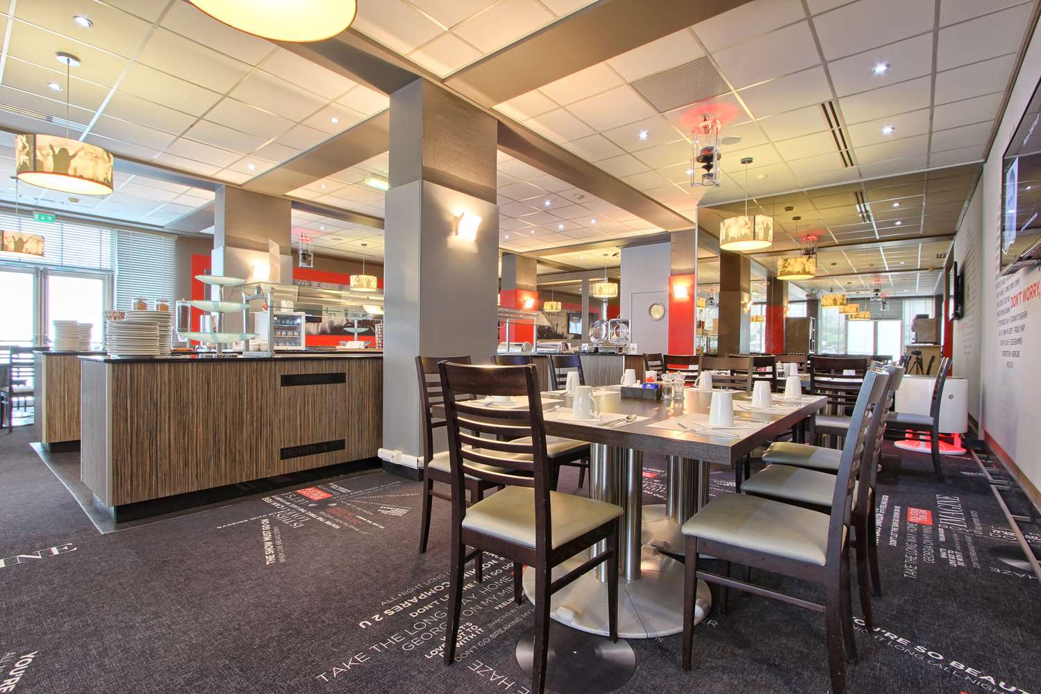 Ibis Rungis Aeroport Paris Orly 14/19