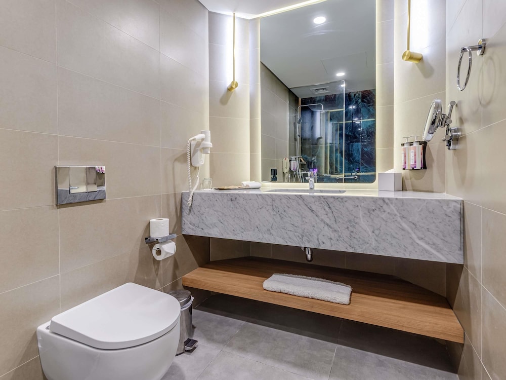 Movenpick Grand Al Bustan Dubai 64/64