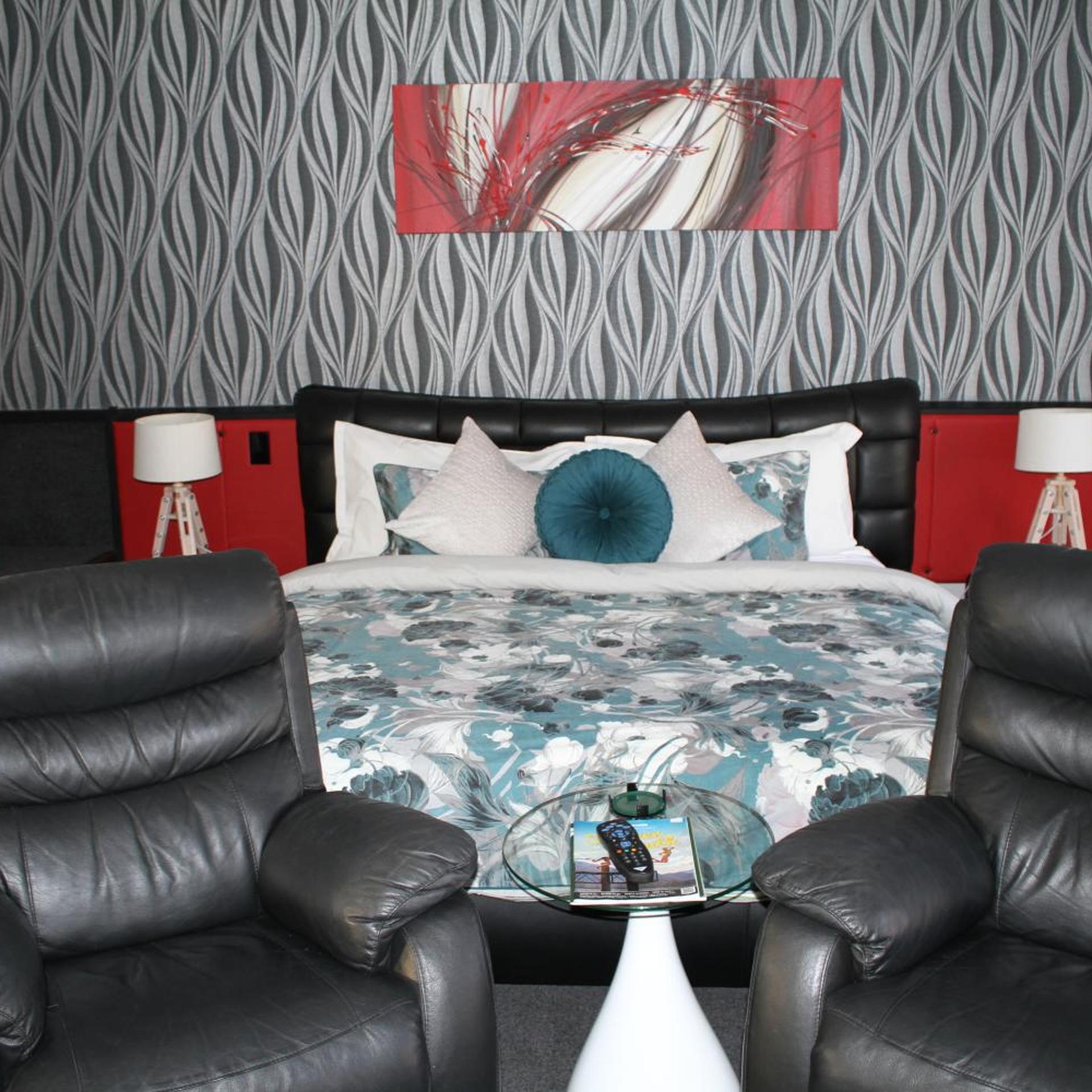 Birchwood Manor Motel 31/50