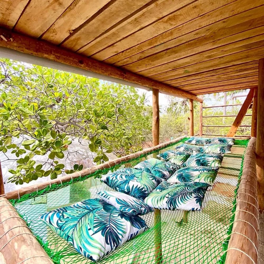 Rock And Sea Resort 17/50