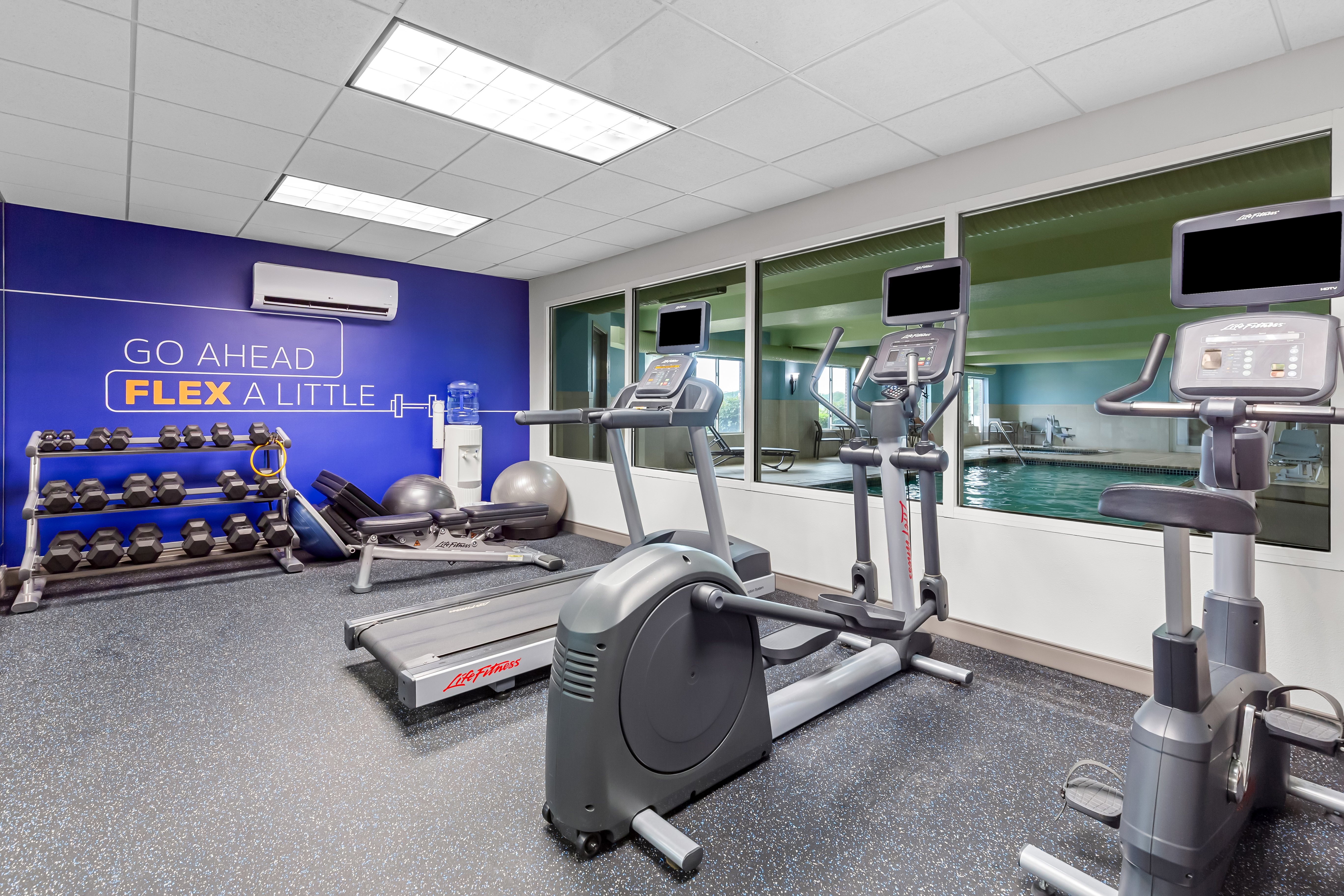 Holiday Inn Express Hotel And Suites Vandalia 48/78