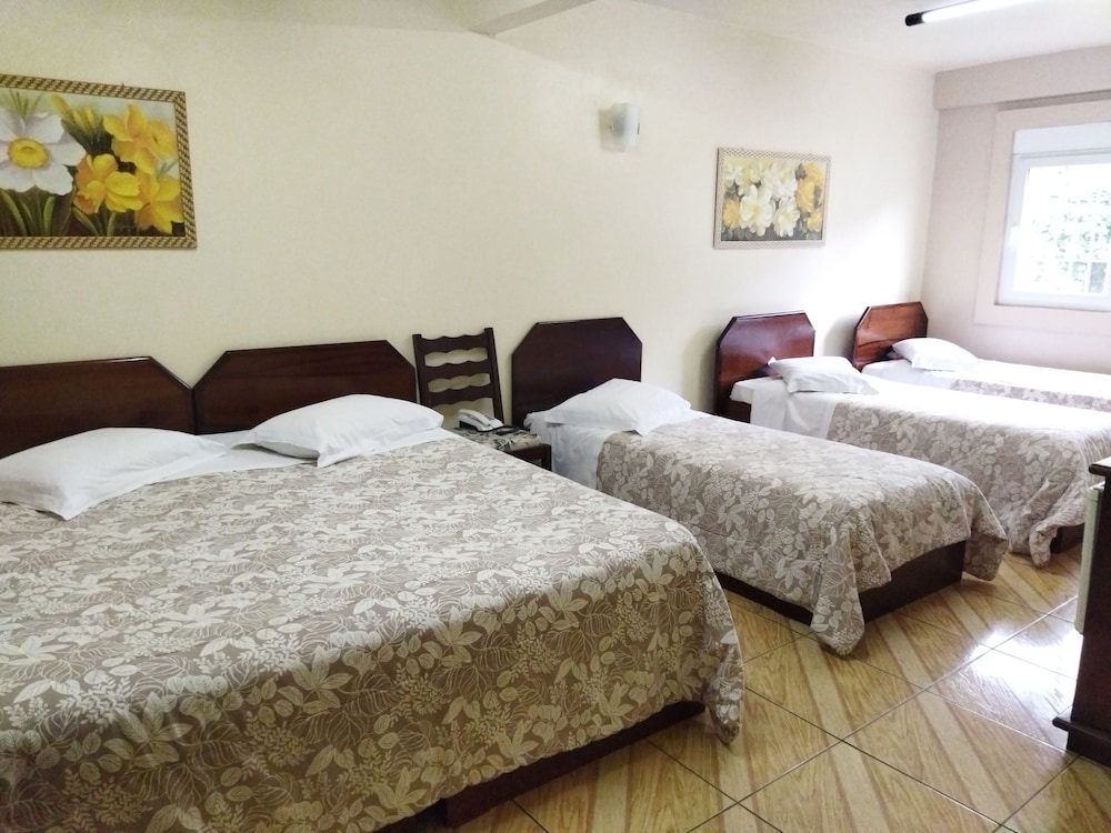 Hotel Pequenino 9/20